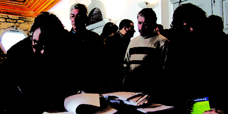 Desemprego bate novos recordes no início de 2013