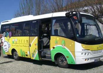 Obra D. Eugénia Garcia Monteiro de Brito tem novo autocarro