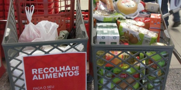 JSD acusa JS de aproveitamento político em ação de recolha de alimentos
