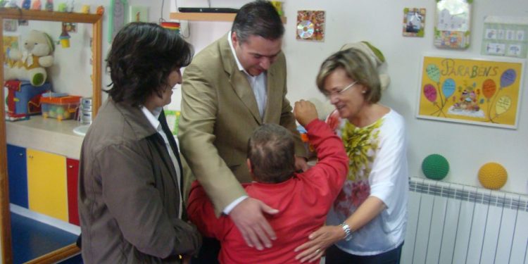 Candidato do CDS/PP à Câmara de Oliveira do Hospital pede ao Ministro da Solidariedade Social para apoiar nova valência da ARCIAL