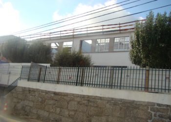 Pais indignados com indefinição quanto ao funcionamento do novo Centro Educativo