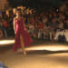 Noite de glamour no jardim da cidade