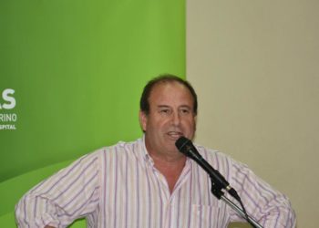 Alexandrino diz que a candidatura do PSD está de cabeça perdida