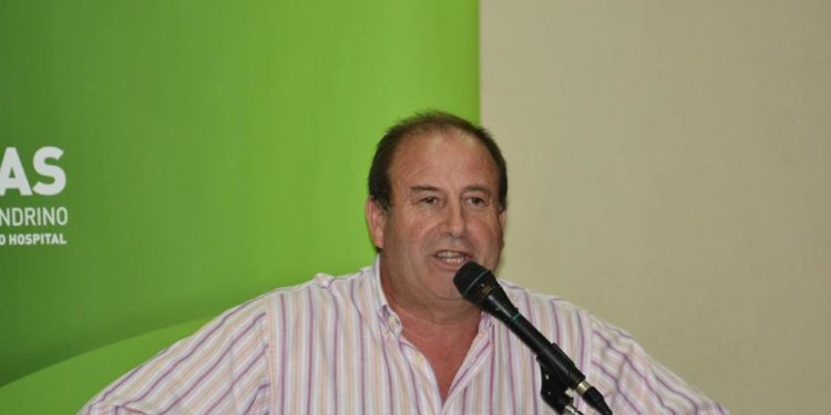 Alexandrino diz que a candidatura do PSD está de cabeça perdida