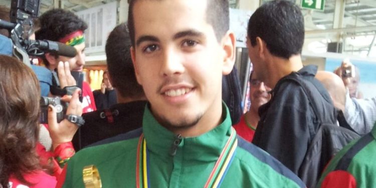 Jovem oliveirense é campeão mundial de hóquei em patins