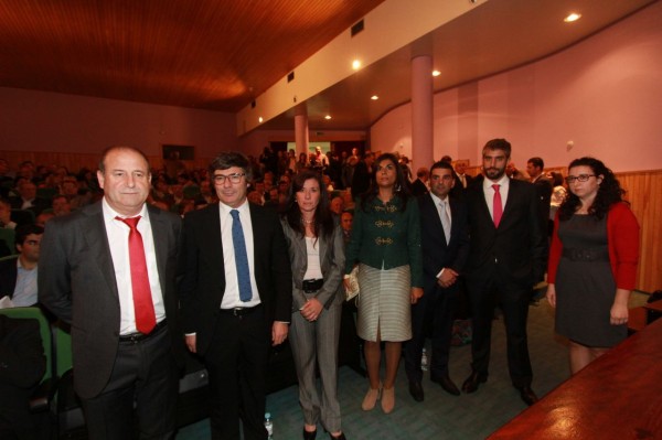 Folha do Centro - Alexandrino promete manter “solidariedade” com freguesias extintas 