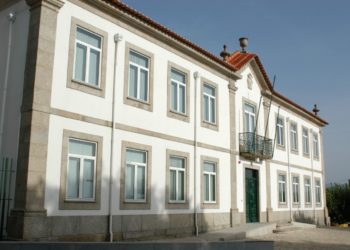 Presidente do executivo distribui pelouros pelos cinco eleitos