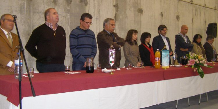 Rotary Club de Oliveira do Hospital presta homenagem aos bombeiros do concelho