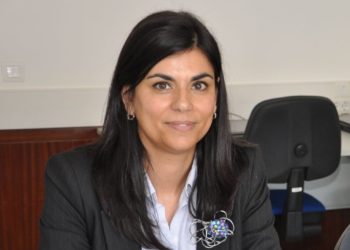 Vereadora do PSD questiona avenças com juristas “fora” da Câmara