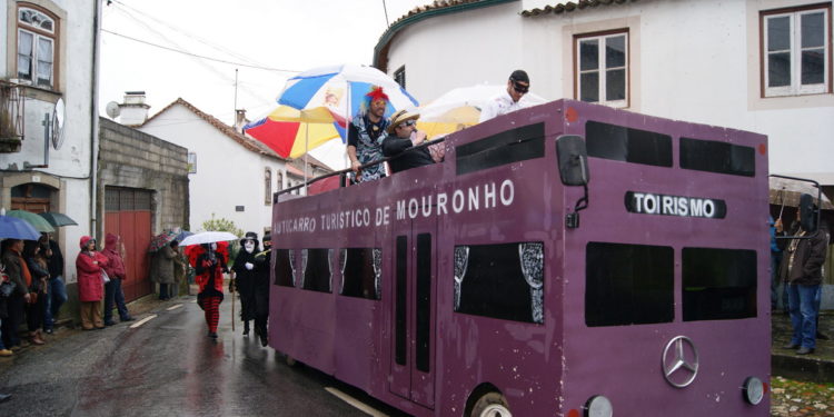 Carnaval está de volta às ruas de Mouronho