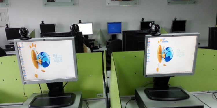 Espaço Internet cada vez mais perto dos Tabuenses