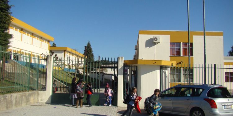 Escola da Ponte das Três Entradas terá sido palco de caso de sodomia