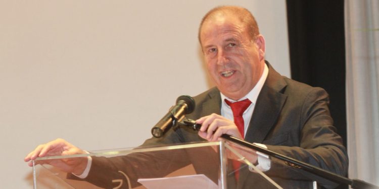 “Para ele [António Lopes] tudo tem um preço mas eu não me vendo por dinheiro”