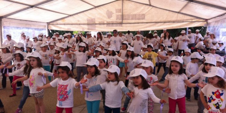 Campanha do Pirilampo Mágico arrancou em Oliveira do Hospital ao ritmo de zumba