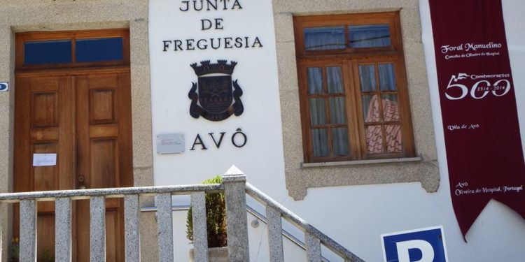 Avô veste-se à “época” para recrear 500 anos do foral manuelino