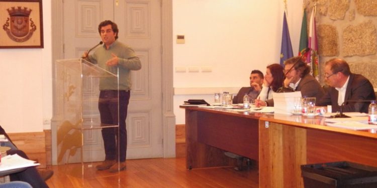 Proposta do CDS de redução do IMI recusada pelo PS