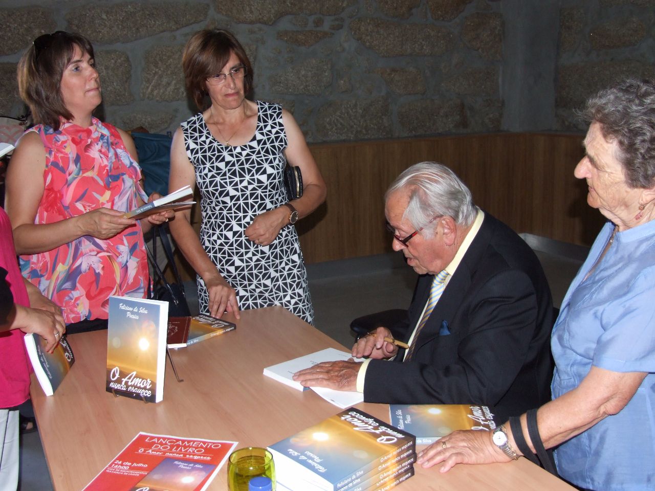 Feliciano da Silva lançou novo livro de poesia