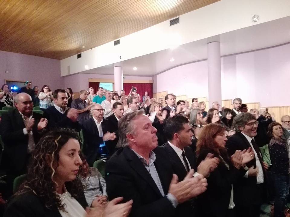 novo executivo em permanência