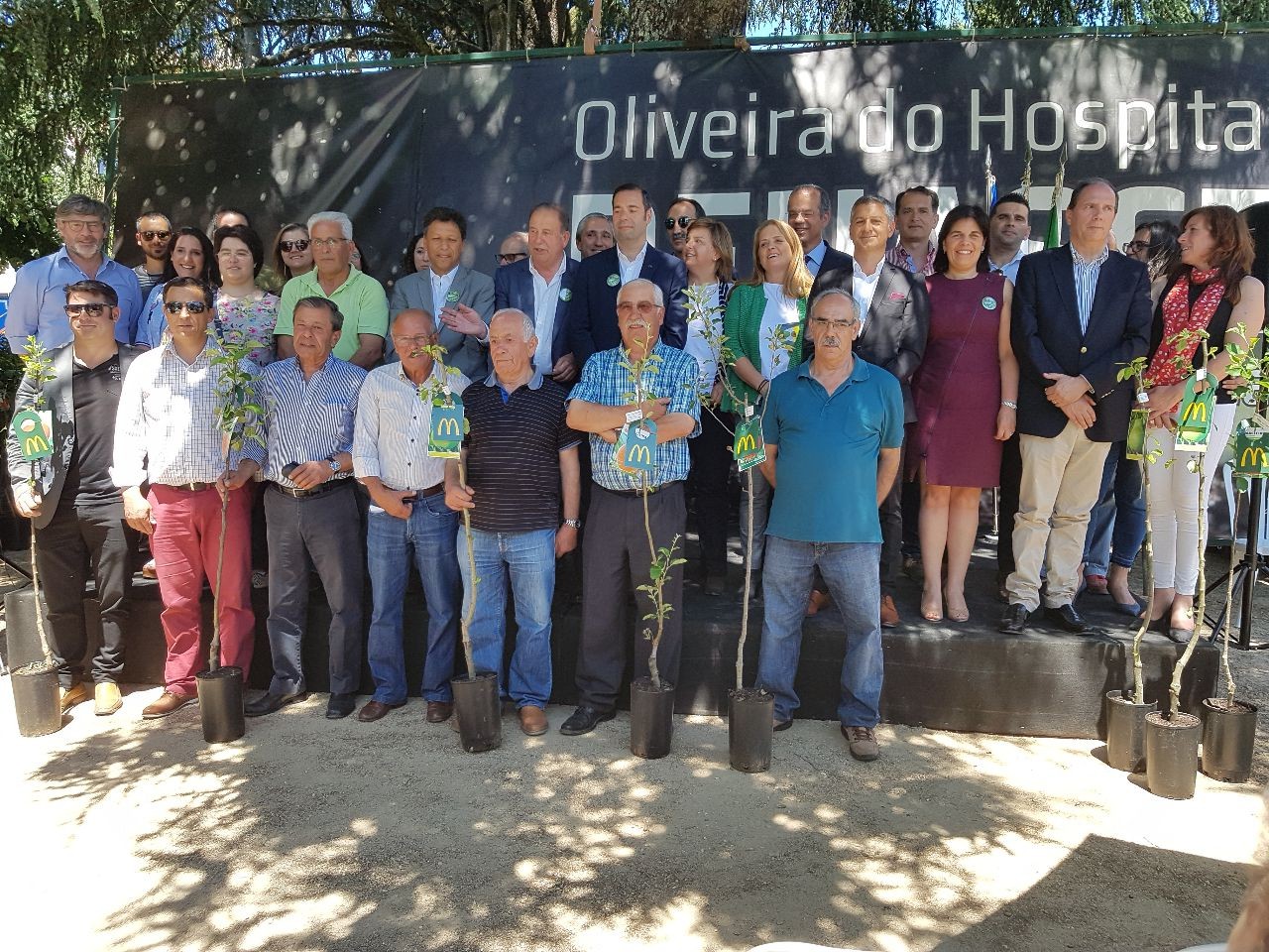 McDonald’s ofereceu 6200 árvores de fruto e 39 motocultivadores a agricultores do concelho afetados pelos incêndios de outubro