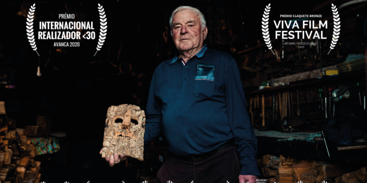 Documentário “A Máscara de Cortiça” de Tiago Cerveira premiado na Bósnia e Herzegovina