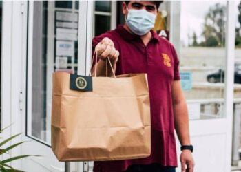 Alexandrino prepara pacote de ajudas à restauração e pequeno comércio para minimizar impacto da pandemia