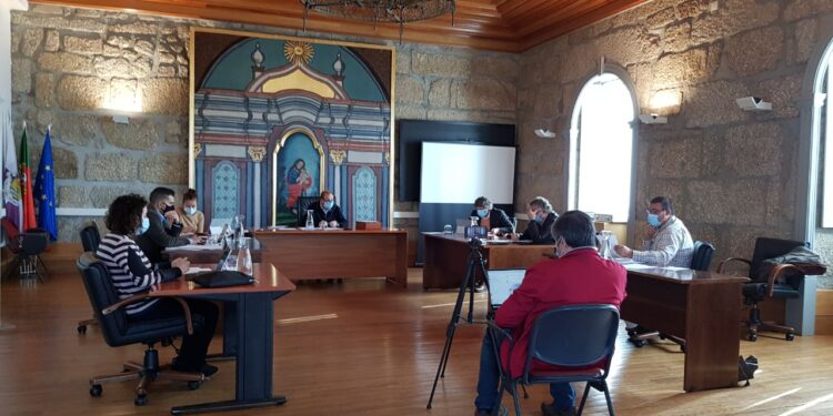 Câmara Municipal apoia com 25 mil euros 60 pequenas coletividades do concelho