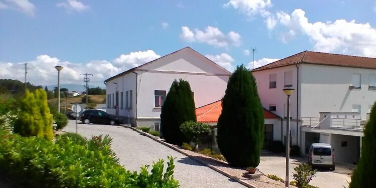Surto de Covid-19 no Lar S. João de Deus