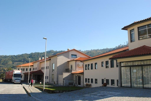 Lar de Nossa Senhora da Assunção em Avô com 34 utentes e cinco funcionários infetados com Covid-19