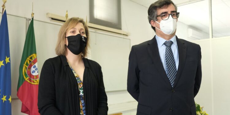 Nova presidente da ESTGOH tomou posse
