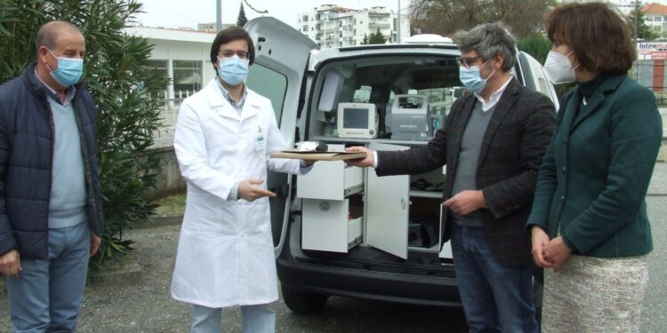 Município de Oliveira do Hospital entrega unidade móvel de saúde ao Centro de Saúde