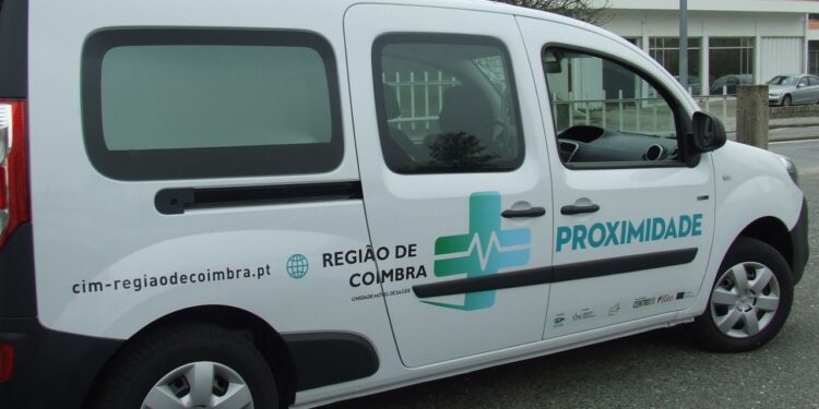Município de Oliveira do Hospital entrega unidade móvel de saúde ao Centro de Saúde