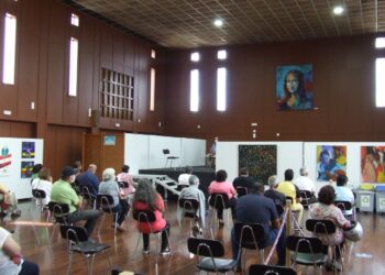 Exposição “A Arte e a Vida. Reflexões.” no Centro de Vacinação de Oliveira do Hospital