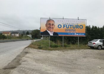 Candidatura de Francisco Rodrigues marca arranque da pré campanha com colocação de primeiros outdoor´s
