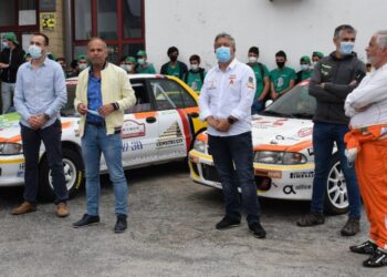 Eptoliva constrói um carro de rally campeão do mundo e reúne figuras do desporto motorizado