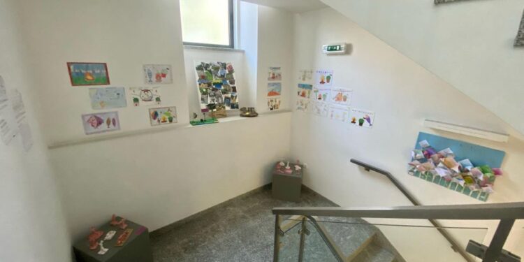 Mostra infantil Montanhinhas para visitar na Biblioteca Municipal