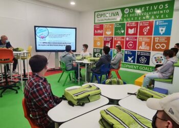 Eptoliva marca arranque do novo ano letivo com inauguração de duas salas inovadoras