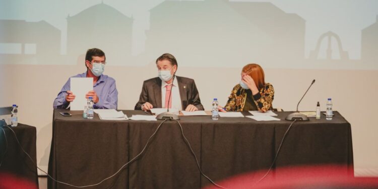 Assembleia Municipal de Tábua elege representantes para comissões e organismos