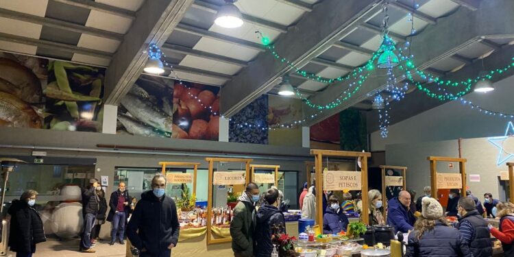 Mercado Noturno e Parada de Natal animam Oliveira do Hospital