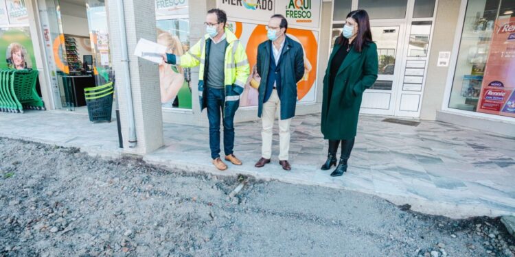 Presidente da Câmara acompanha obras de “Inclusão de Ciclovia em Arruamentos Existentes”