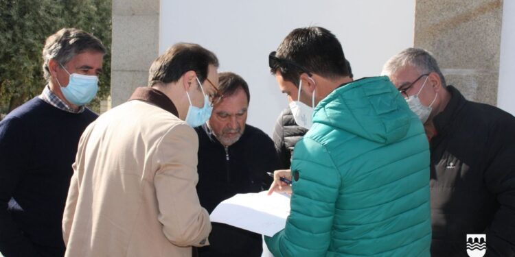 Presidente da Câmara de Tábua acompanha obras da Igreja Matriz