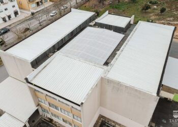 Autarquia procedeu à remoção total das coberturas de amianto na Escola Secundária de Tábua