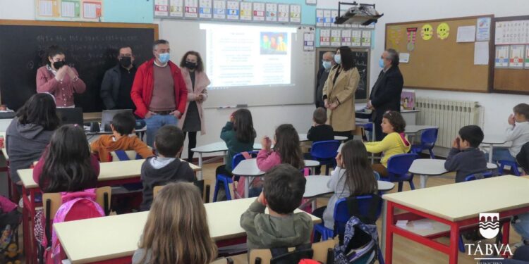 Município de Tábua entrega flautas a todos os alunos do 1º Ano do concelho