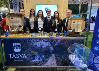 Presidente da Câmara marca presença na abertura oficial da BTL