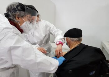 Vacinação Covid-19 funciona a partir de agora aos sábados no Centro de Saúde