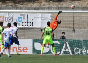 FC Oliveira do Hospital vence Sporting B