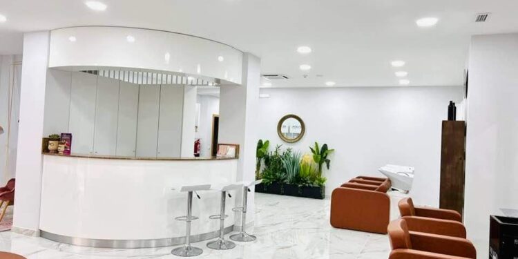 “Elegância” e “muita beleza” marcam abertura do novo espaço Vera Ferreira Cabeleireiros em Oliveira do Hospital