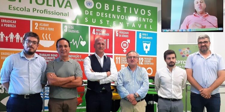 Eptoliva aposta na informática como exemplo de desenvolvimento sustentável