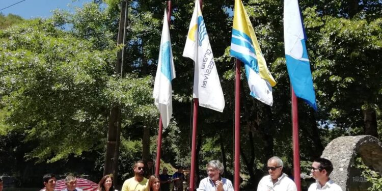 Câmara Municipal de Oliveira do Hospital hasteou as bandeiras de praia acessível em Avô, S. Sebastião da Feira e S. Gião e terminou com a bandeira de Ouro em Alvoco das Várzeas
