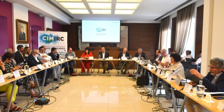 Municípios da Região de Coimbra ameaçam não pagar o tratamento de resíduos