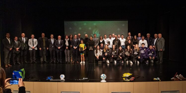 Reconhecimento e emoção no regresso da Gala do Desporto do Município de Tábua